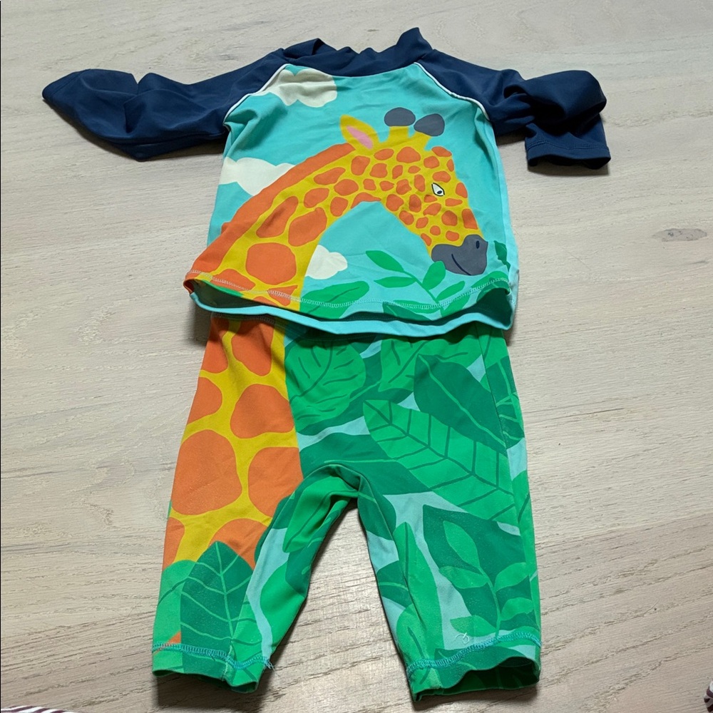 Boden Kids Rashguard Set - Navy, Green, Orange Giraffe